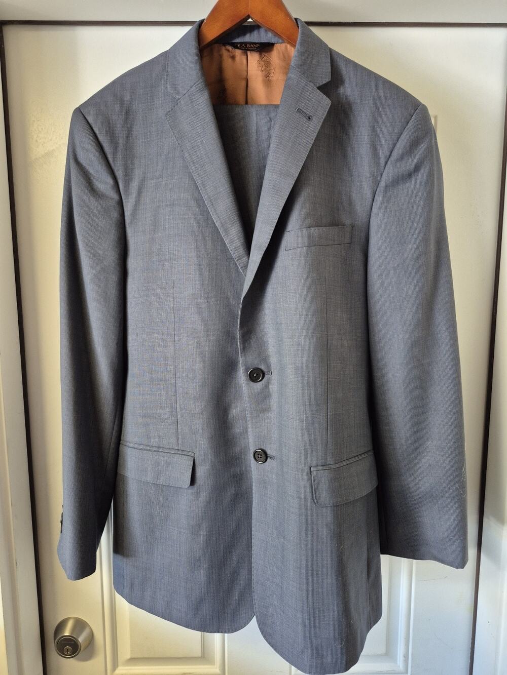Jos A Bank JOSEPH Slim Fit Two Piece Suit Men's 40 R 35x29 Light Blue 100% WOOL